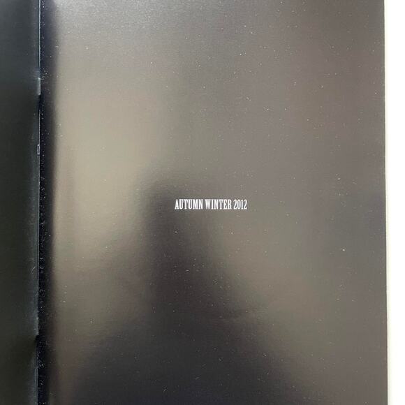 Y-3 Yohji Yamamoto AUTUMN WINTER 2012 collection catalog lookbook - Picture 2 of 5